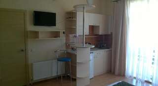 Гостевой дом on Shelomeevskaya Yalta Ялта Большой двухместный номер-9