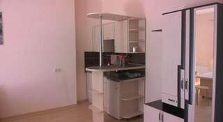 Гостевой дом on Shelomeevskaya Yalta Ялта Четырехместный номер -люкс-5