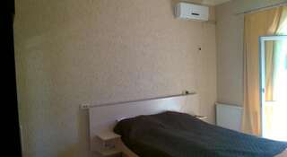 Гостевой дом on Shelomeevskaya Yalta Ялта Четырехместный номер -люкс-1